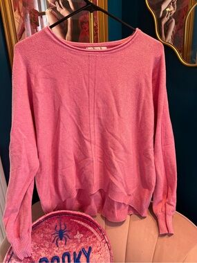 Zenana Outfitters Pink Crewneck Lightweight Sweater